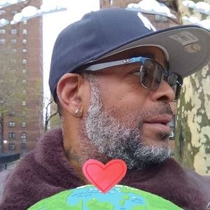 Meet your Posher, Tye